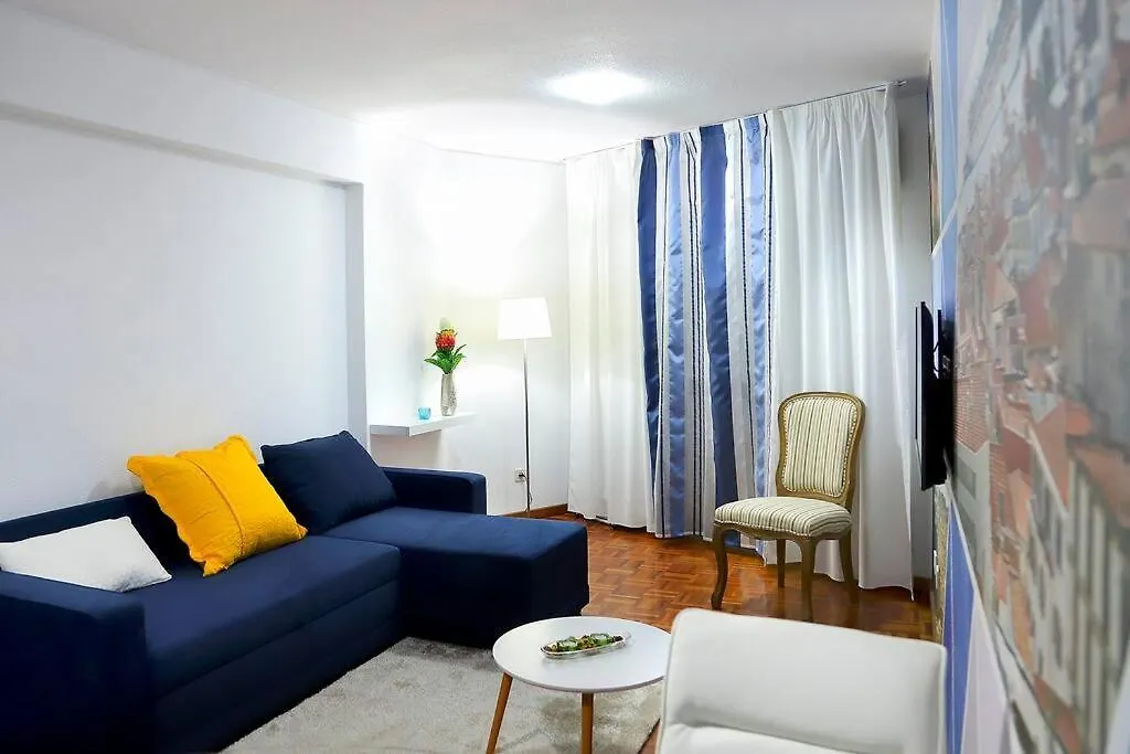 Funchal Downtown 5Min Marina + 2 Bedroom + Parking 0*, Funchal (Madeira)