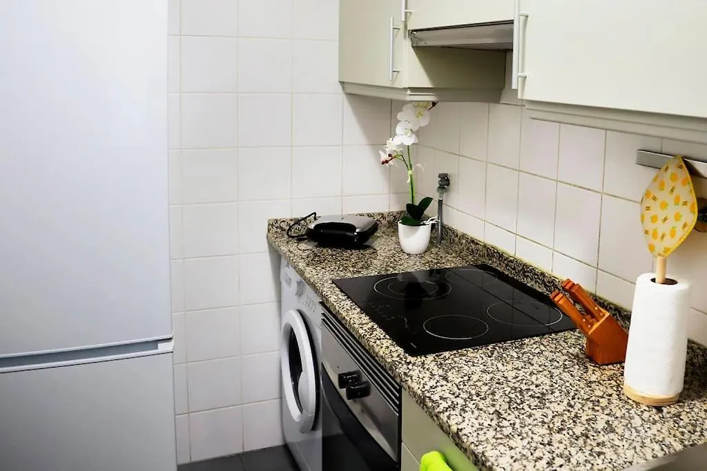 Funchal Downtown 5Min Marina + 2 Bedroom + Parking Португалия