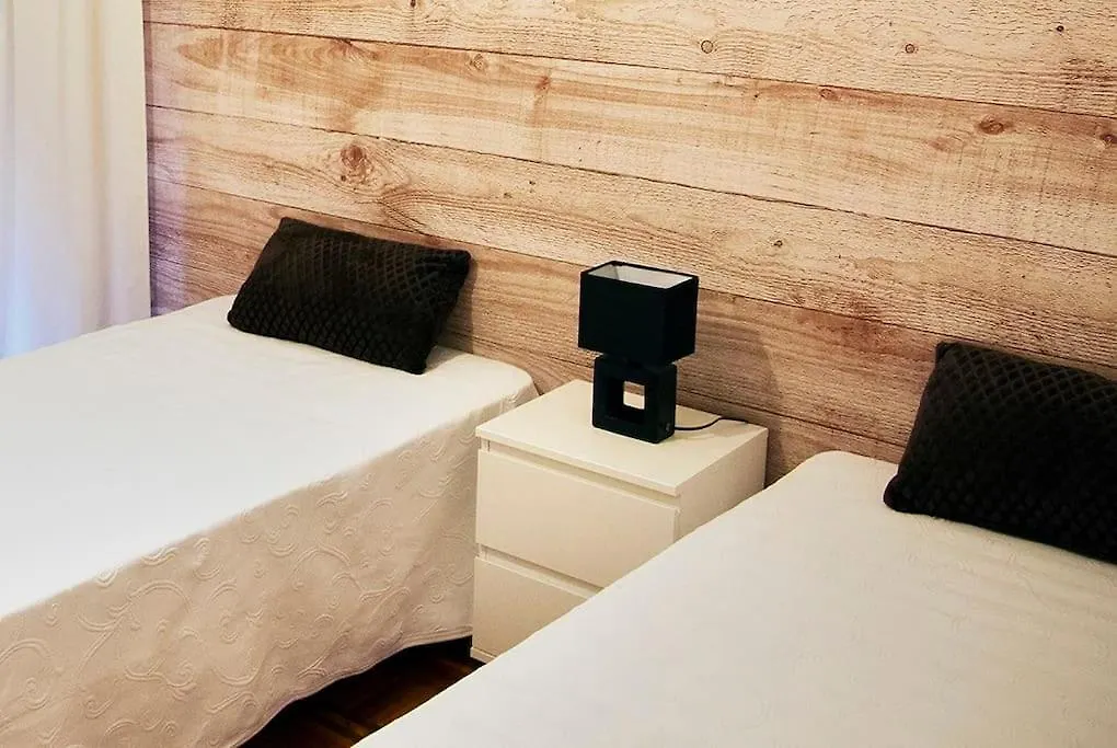 Апартаменты Funchal Downtown 5Min Marina + 2 Bedroom + Parking